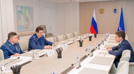 Новый прокурор Ямала сообщил губернатору Артюхову, что уделит борьбе с коррупцией особое внимание