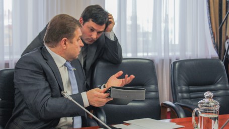 В руководстве телерадиокомпании властей ХМАО появится представитель дорожного олигарха Алексея Андреева