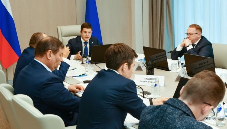 Глава ЯНАО Дмитрий Артюхов не стал публично озвучивать информацию о смене гендиректора авиакомпании «Ямал»