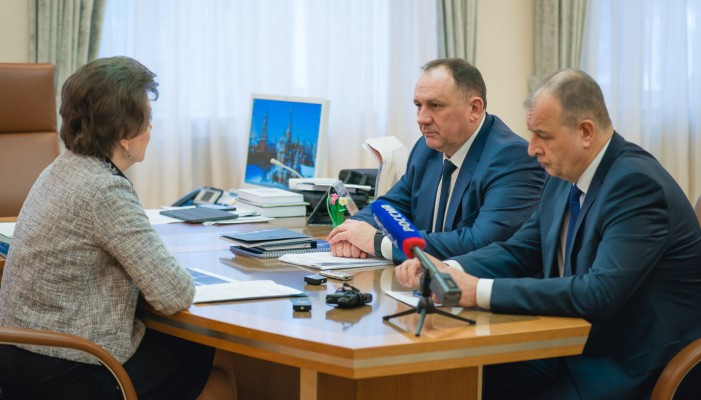 Депутатов лишили дискуссий