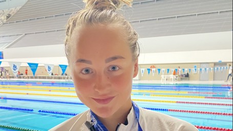 «Я вся была на нервах». Анна Егорова из Ханты-Мансийска выиграла третью медаль чемпионата Европы по плаванию