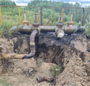 «Транснефть» обвинила «Роснефть» в сокрытии крупного разлива нефти в ХМАО