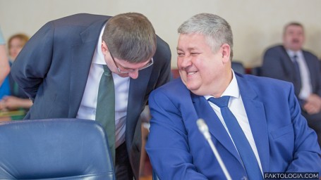 Накануне выборов губернатор ХМАО Комарова остается без ключевого соратника
