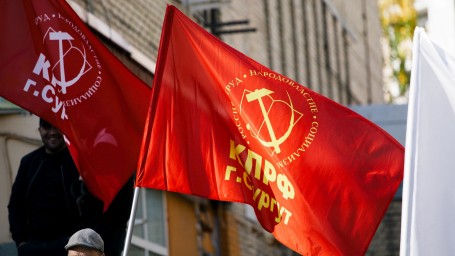 У коммунистов ХМАО раскол. Почти все члены сургутского отделения объявили о выходе из партии из-за недоверия к региональному руководству 