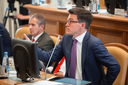 Депутат думы ХМАО предложил оптимизировать Пенсионный фонд России