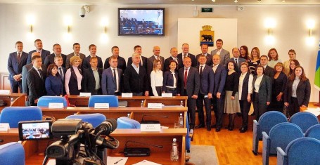 Новые депутаты думы Нефтеюганска выбрали спикера и объявили конкурс на пост главы города
