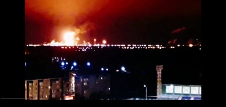 Огненное зарево ночью над заводом «Сибура» в Тобольске объяснили проведением ремонтных работ