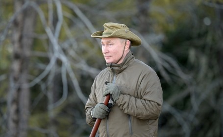 Президент РФ Путин «заморозил» накопительную часть пенсии еще на год – до конца 2025 года