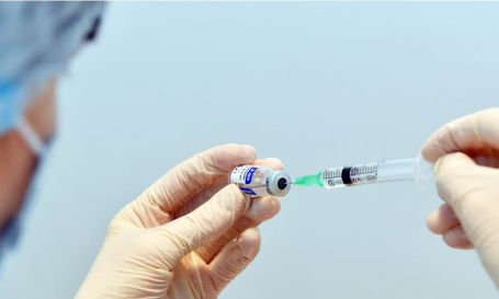 Минздрав утвердил перечень медицинских противопоказаний к вакцинации от ковида