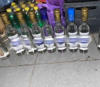 В Тюмени девять человек умерли от отравления суррогатной водкой, возбуждено уголовное дело