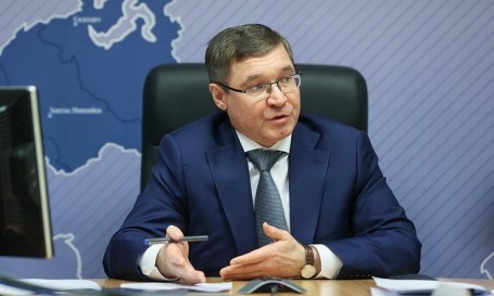 Уральский полпред Якушев потребовал, чтобы власти ХМАО за два года полностью закрыли проблему с обманутыми дольщиками