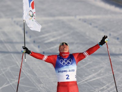 Большунов взял вторую медаль на Олимпиаде в Пекине, представитель Тюменской области стал лишь 13-м
