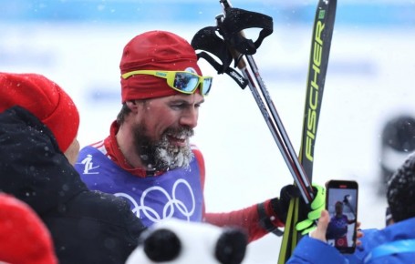 Лыжник Сергей Устюгов завершил выступление на Олимпиаде в Пекине