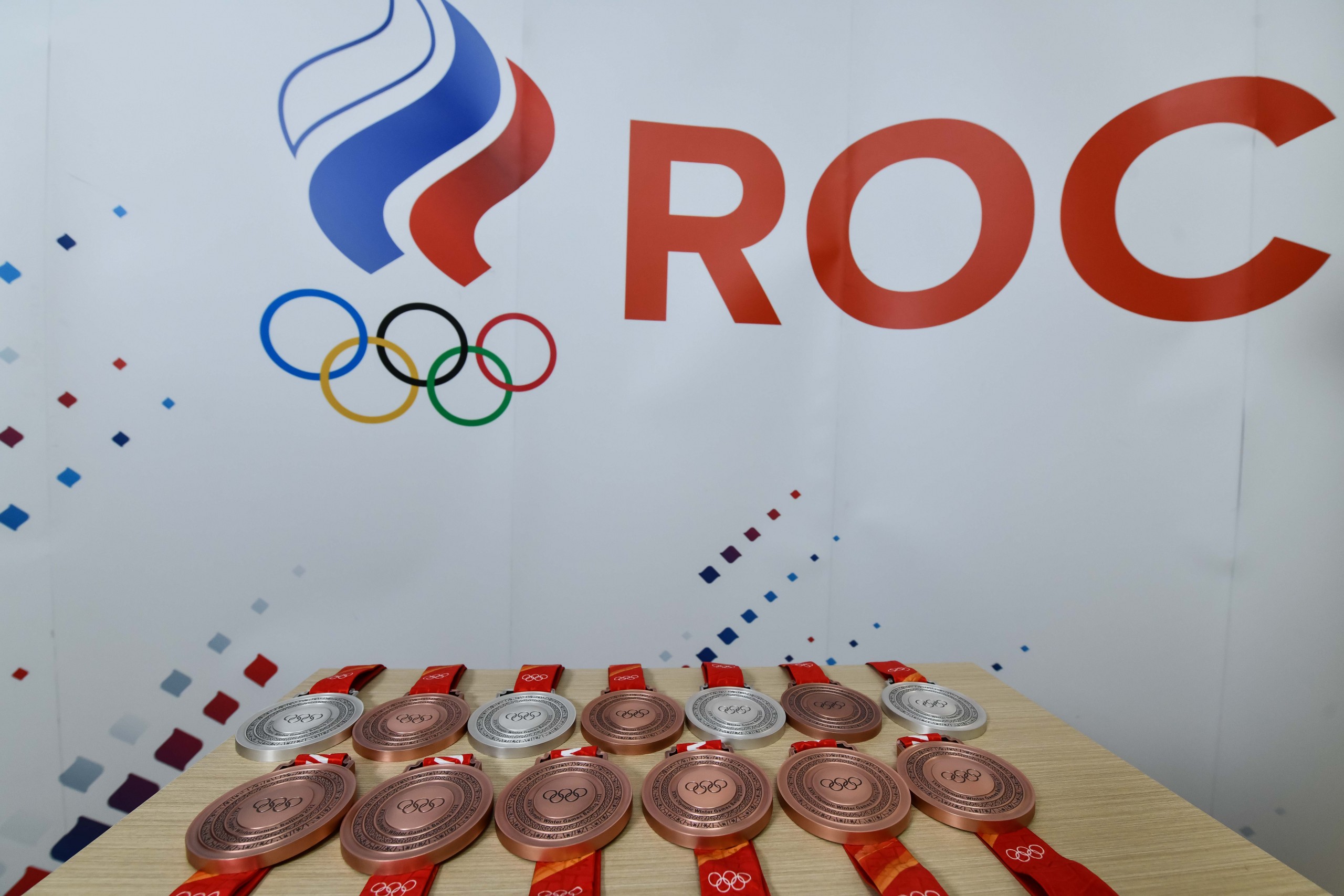 Российские игры 2022. Медали олимпиады 2022. Флаг России на Олимпийских играх 2022.