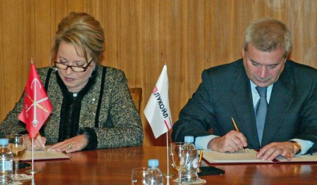 В Совфеде официально подтвердили визит Матвиенко в ХМАО для встреч с руководством «Лукойла» и «Сургутнефтегаза»