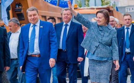 Губернатор ХМАО Комарова официально подтвердила участие компании депутата-олигарха Андреева в стройке моста через Обь