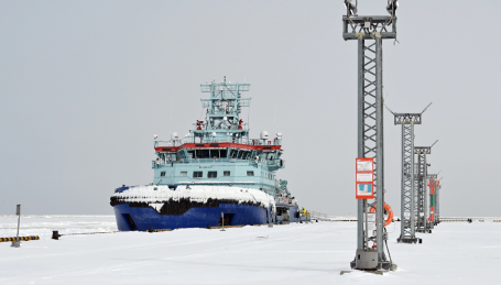 Эксперты считают, что планы по поставкам нефти из России по Северному морскому пути провалились