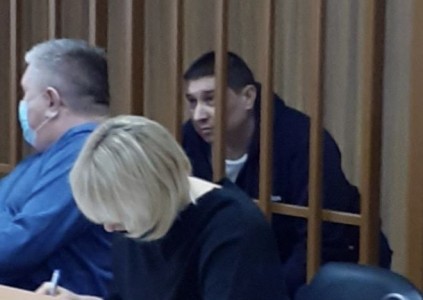 Обвиняемый во взятках экс-глава ГИБДД по Тюменской области Селюнин полностью признал вину во время последнего слова