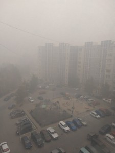 Жители Нягани вслед за Югорском сообщают, что город снова в смоге из-за лесных пожаров и людям сложно дышать