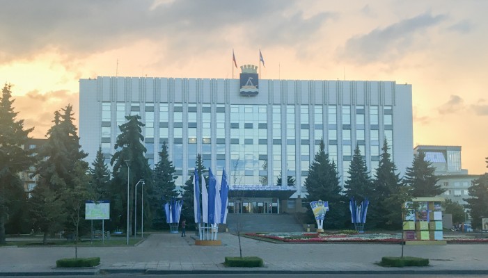 «Вы хотите уморить весь город?»