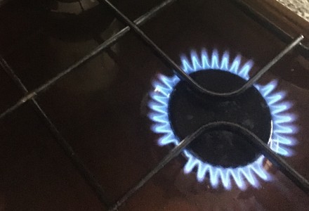 Цены на газ в Европе достигли уровня февраля, упав ниже 800 долларов за тысячу кубометров