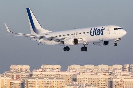 Самолет «ЮТэйр», летевший в Сургут, вернулся в аэропорт Талакана из-за технических проблем