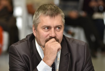 Первый замгубернатора ХМАО Охлопков пролоббировал назначение своего бывшего сотрудника из Ханты-Мансийского НПФ