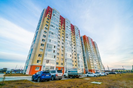 Власти ХМАО увеличили нормативную стоимость жилья в столице региона на 21%
