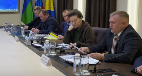 Власти ХМАО закрыли от общественности обсуждение концессий на встрече губернатора Комаровой с властями Сургутского района