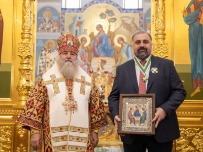 Гендиректор авиакомпании «ЮТэйр» Мартиросов по случаю своего юбилея получил орден РПЦ