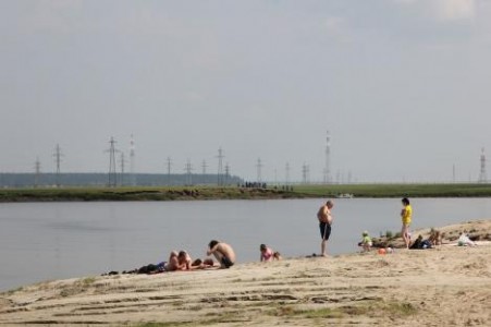 От прокуратора Югры требуют наказать мэра Ханты-Мансийска Ряшина за отсутствие пляжа в столице региона