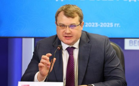 Губернатор ХМАО Комарова назначила своим замом экс-директора «Корпорации развития», который провел схему по возврату «Полярного кварца» в казну