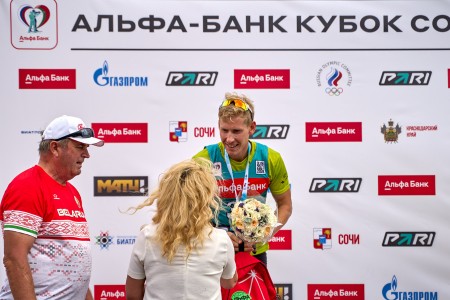Биатлонисты из Тюмени Сливко и Поварницын выиграли серебряные медали в спринте на Кубке Содружества в Сочи