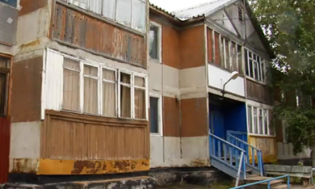 После жалоб жителей ХМАО, проживающих в фенольных домах, глава СКР Бастрыкин дал указание возбудить дело