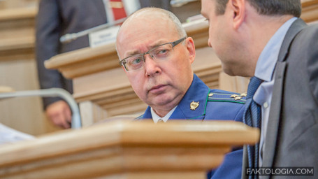 Прокурор ХМАО Ботвинкин впервые публично отреагировал на массовые коммунальные аварии в одном из городов Югры
