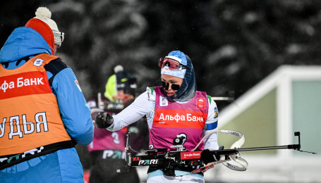 Биатлонистка Резцова на этапе Кубка России в Ханты-Мансийске выиграла первую гонку в сезоне