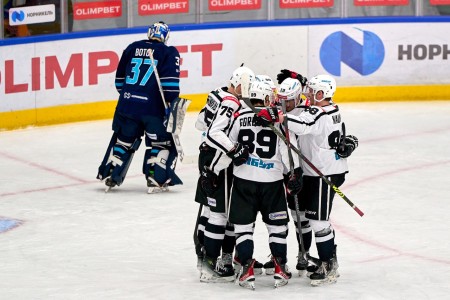 Хоккеисты тюменского «Рубина» выиграли в Норильске и повели в серии 1/8 плей-офф
