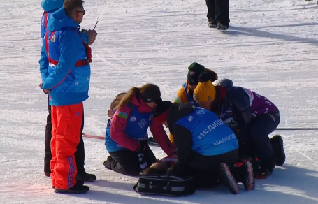 У лыжницы из ХМАО Кирилловой, потерявшей сознания после гонки на чемпионате России, случился шок