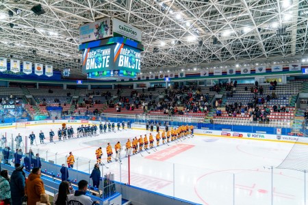 Матчи плей-офф ВХЛ в Ханты-Мансийске с участием «Югры» проходят при полупустых трибунах