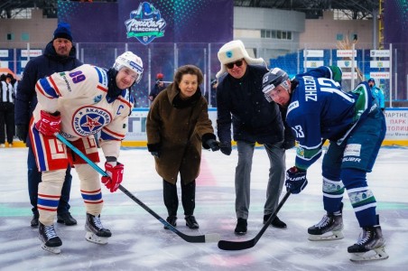 Полуфинал ВХЛ между хоккеистами ХМАО и Тулы станет демонстрацией губернаторских амбиций