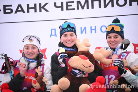 Лидер тюменской сборной по биатлону Сливко стала чемпионкой России