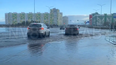 Нижневартовск затапливает талыми водами, жители просят губернатора ХМАО спасти их