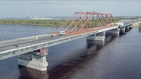 Завершена ключевая стадия строительства нового моста через Обь в Сургутском районе