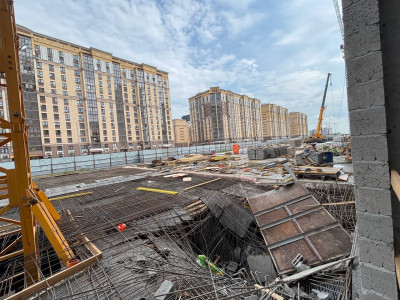 На стройке ЖК экс-депутата думы Тюмени погибли двое рабочих, еще трое получили тяжелые травмы