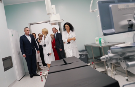 Власти ХМАО дополнительно выделили более 1 млрд рублей на закупку оборудования для больниц