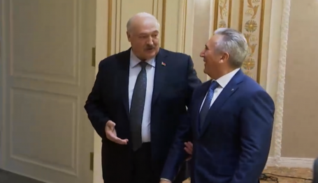 Президент Лукашенко рассказал, как строил Лангепас