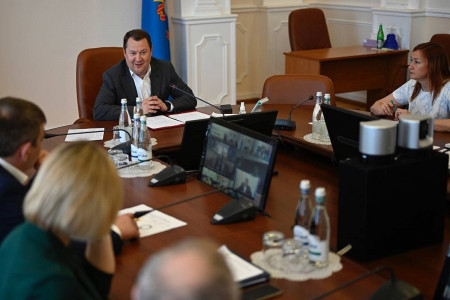 Экс-губернатора Тамбовской области задержали по подозрению во взяточничестве