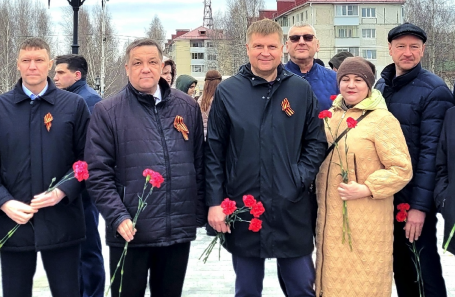 Депутат из Урая, осужденный за оскорбление спикера, может лишиться мандата