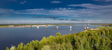 Власти ХМАО не планируют делать платным проезд по новому мосту в Сургуте