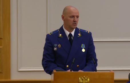 Будущему прокурору ХМАО сенаторы поручили разобраться с миграцией и ЖКХ